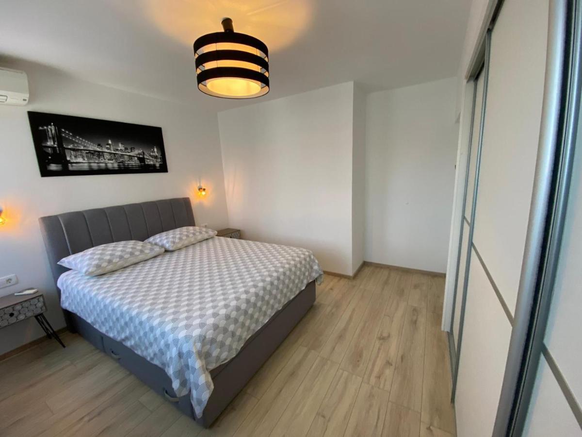 Apartment Providenca Zara Esterno foto