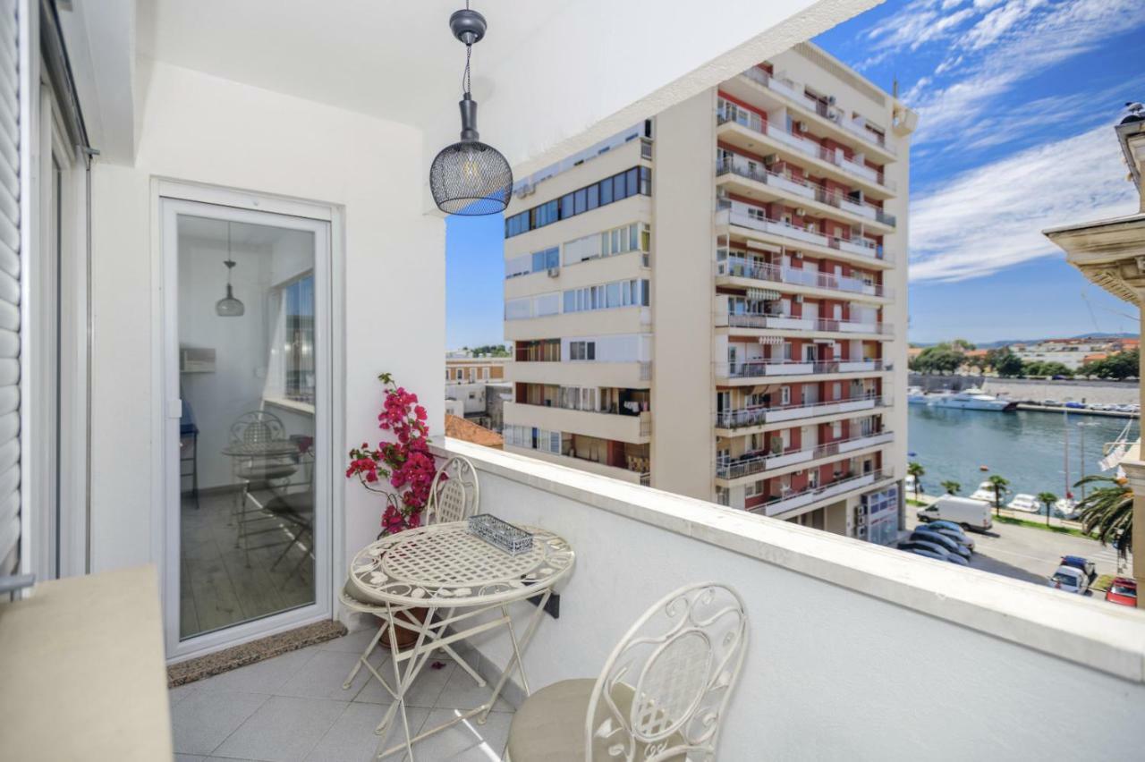 Apartment Providenca Zara Esterno foto